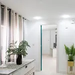 Atico Con Terraza Privada En El Casco Historico Apartament
